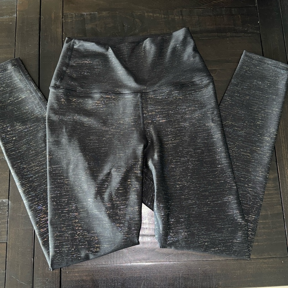 Carbon38 iridescent leggings. Size small.